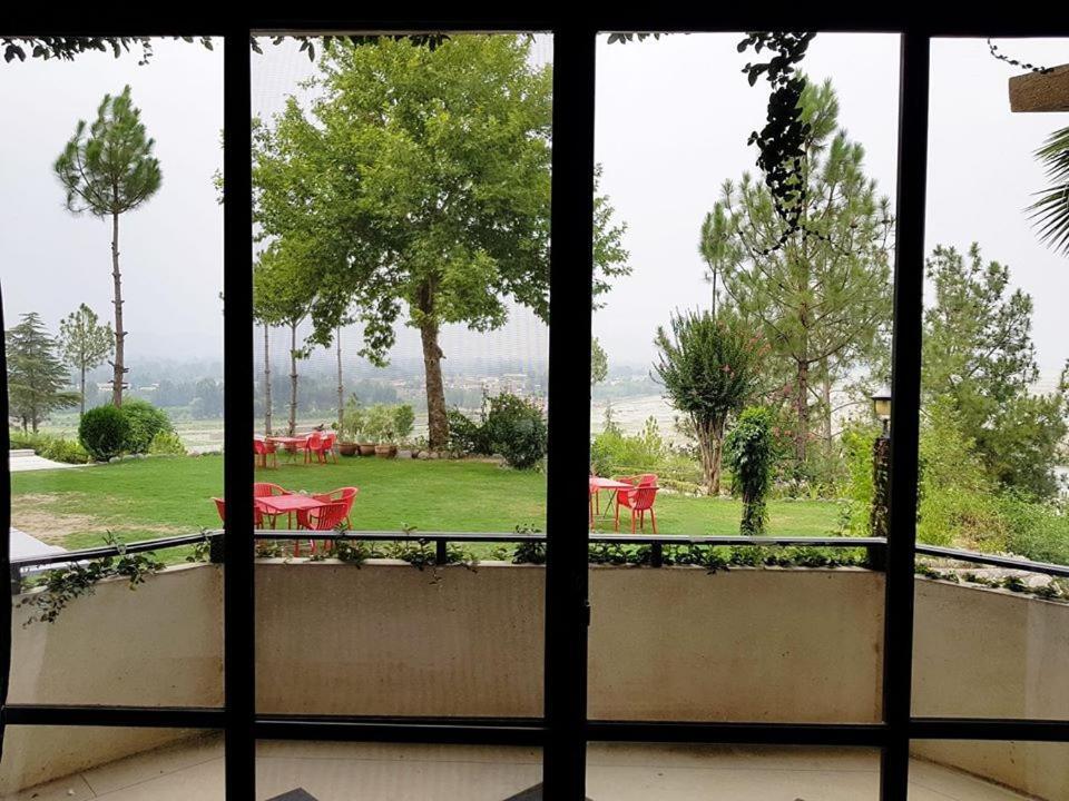Rock City Resort Mingora Εξωτερικό φωτογραφία